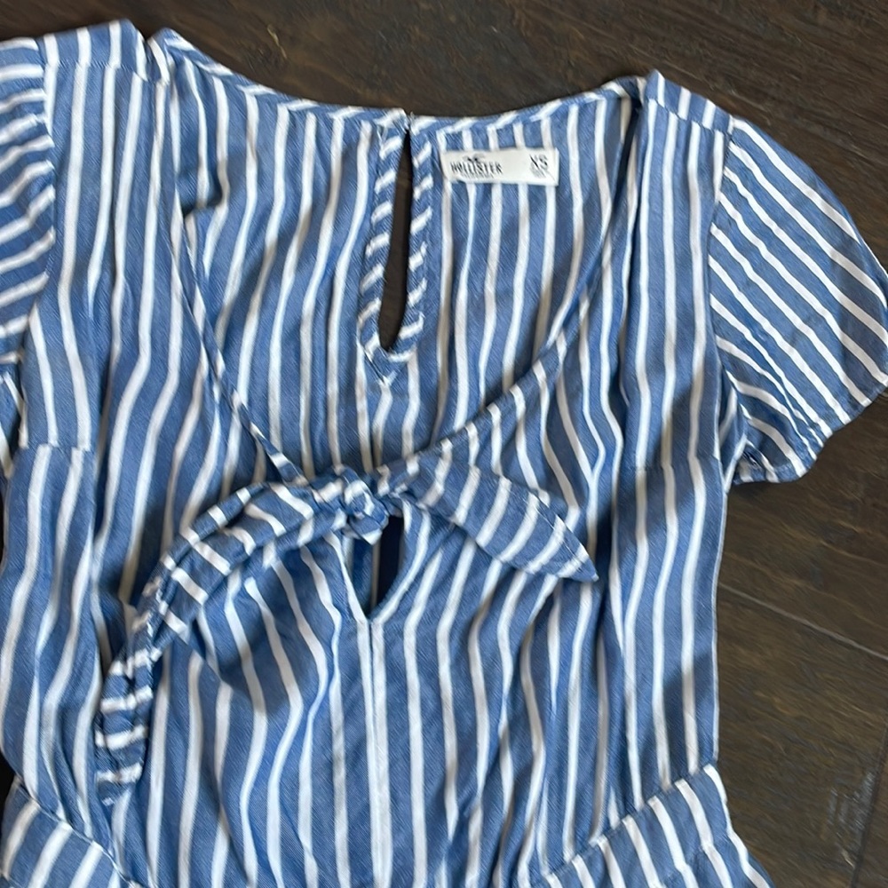 Hollister romper